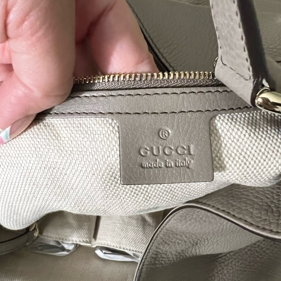 BNWT- Authentic Gucci large soho. Gray. - Picture 5 of 11